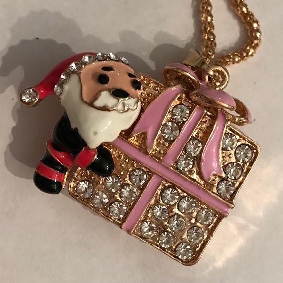 🎄Santa Christmas gift necklace - Picture 2 of 6
